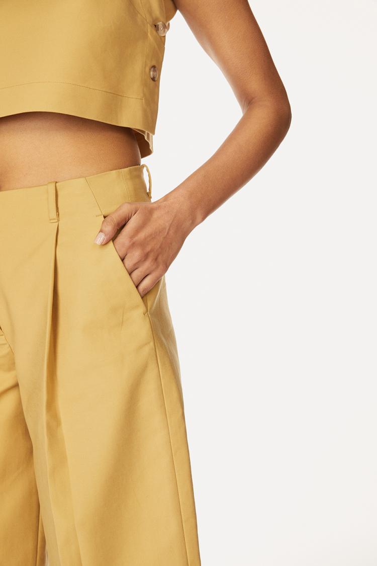 Bhaane leaf salon shorts