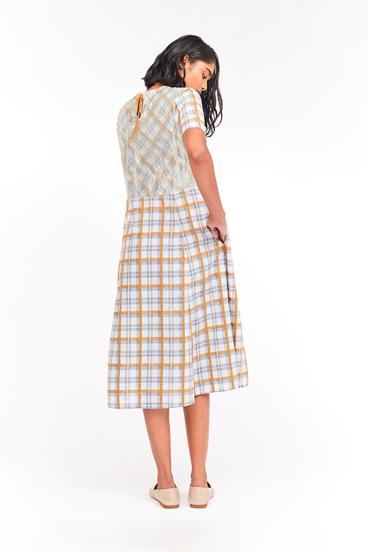 Bhaane cloud women 2